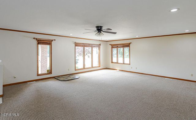 412 Schwamberger Road, Holland, OH 43528