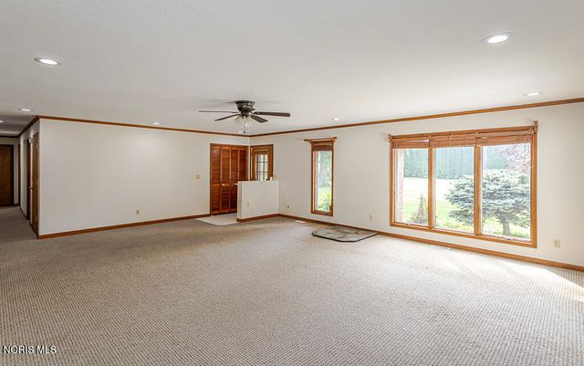 412 Schwamberger Road, Holland, OH 43528