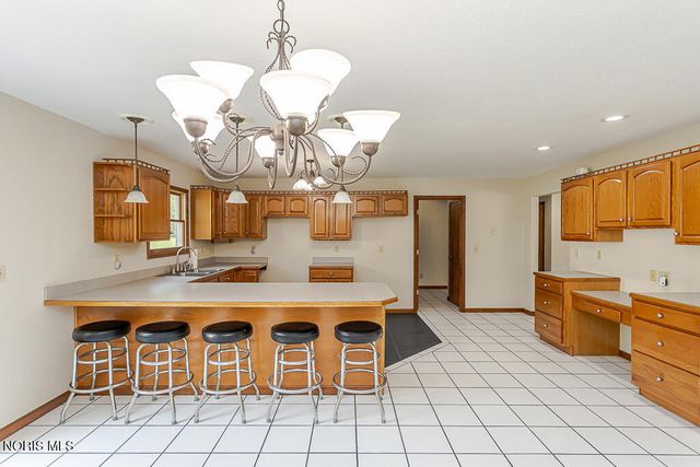 412 Schwamberger Road, Holland, OH 43528