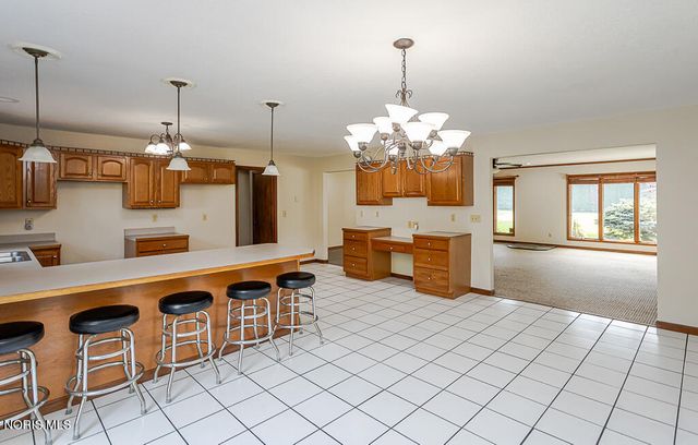 412 Schwamberger Road, Holland, OH 43528