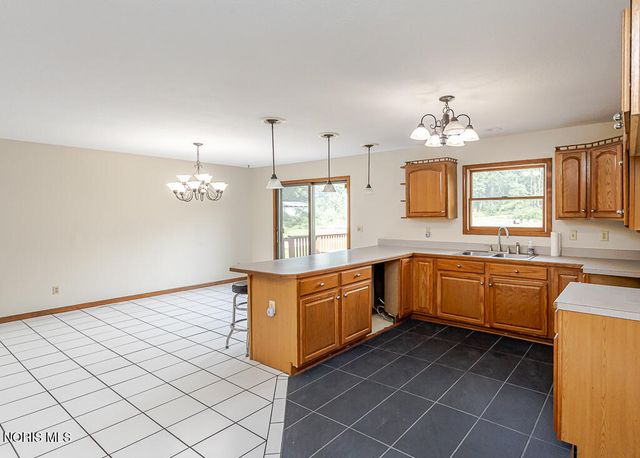 412 Schwamberger Road, Holland, OH 43528