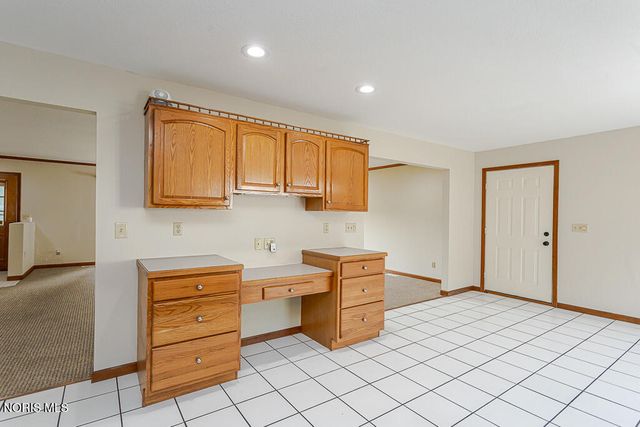 412 Schwamberger Road, Holland, OH 43528