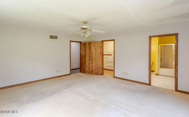 412 Schwamberger Road, Holland, OH 43528