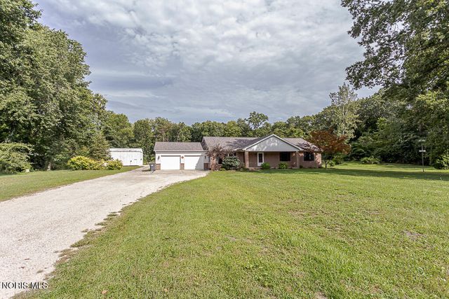 412 Schwamberger Road, Holland, OH 43528