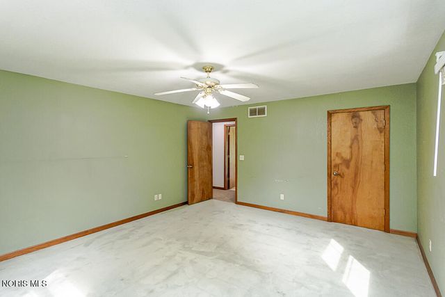 412 Schwamberger Road, Holland, OH 43528