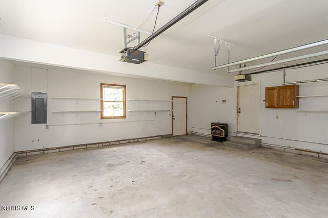 412 Schwamberger Road, Holland, OH 43528