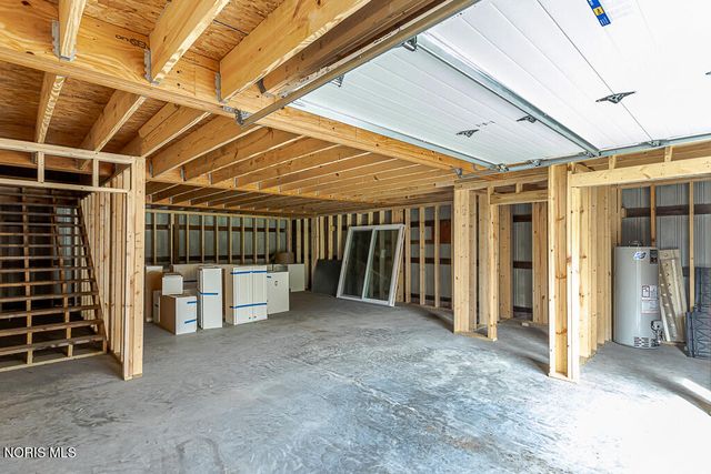 412 Schwamberger Road, Holland, OH 43528