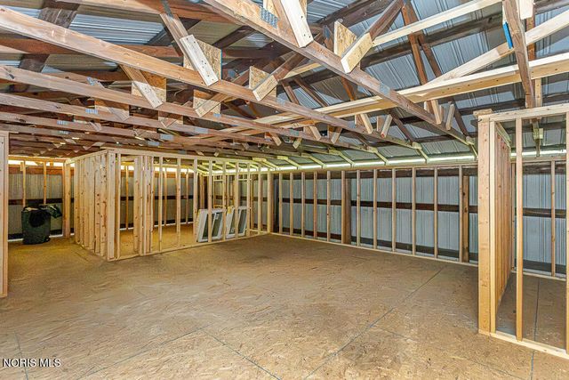 412 Schwamberger Road, Holland, OH 43528
