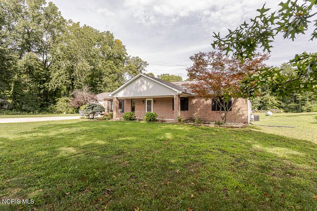 412 Schwamberger Road, Holland, OH 43528