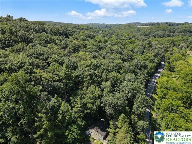 6680 Haasadahl Road, Upper Macungie Twp, PA 18106