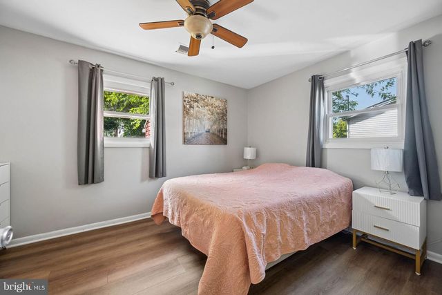 902 YOUNG PL, Frederick, MD 21702