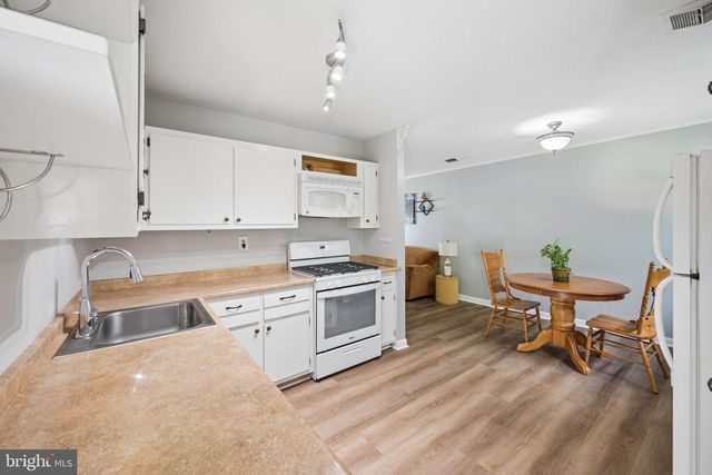 902 YOUNG PL, Frederick, MD 21702