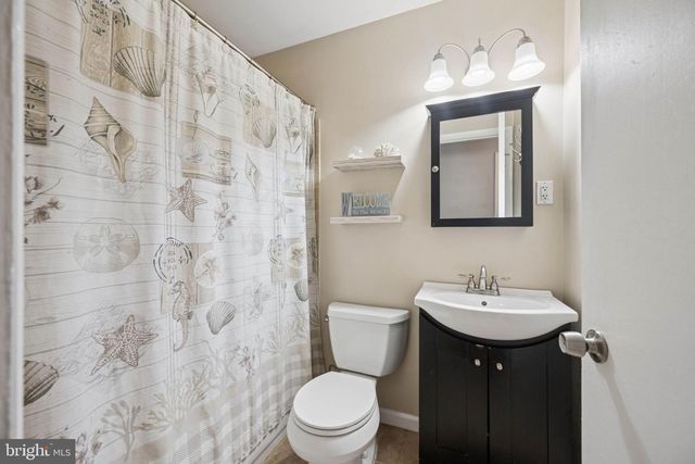 902 YOUNG PL, Frederick, MD 21702