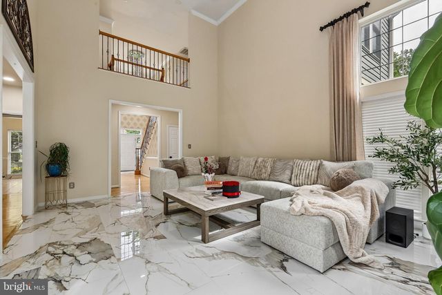 15169 WINDY HOLLOW CIR, Gainesville, VA 20155
