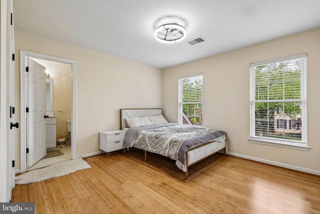 15169 WINDY HOLLOW CIR, Gainesville, VA 20155