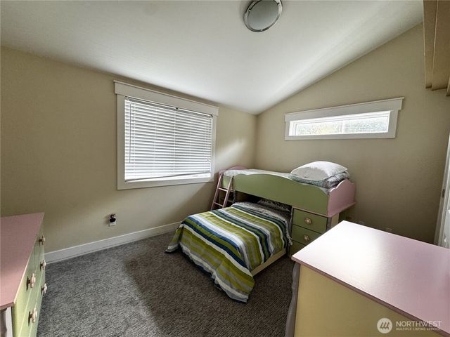 7360 E Grapeview Loop Road, Allyn, WA 98524