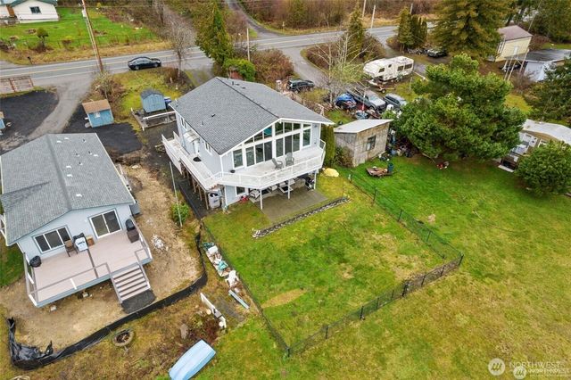 7360 E Grapeview Loop Road, Allyn, WA 98524