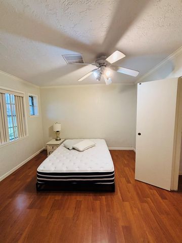 4901 Timber Lane, Rosenberg, TX 77471