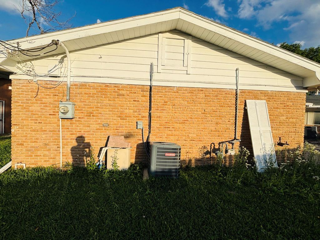 4901 Timber Lane, Rosenberg, TX 77471