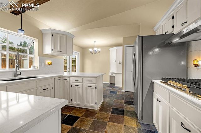 490 Allegheny Drive, Colorado Springs, CO 80919