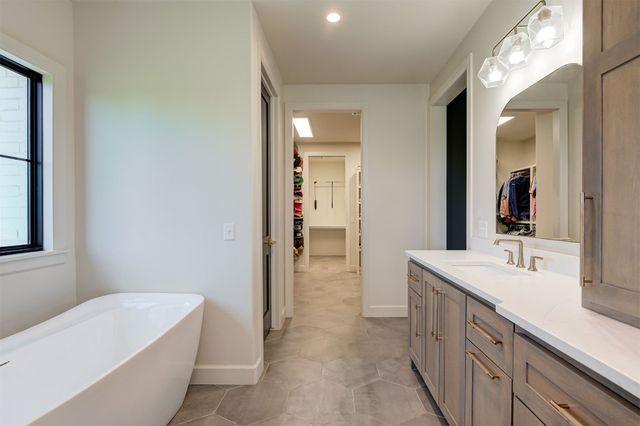 22720 Tuscan Estates Drive, Edmond, OK 73025