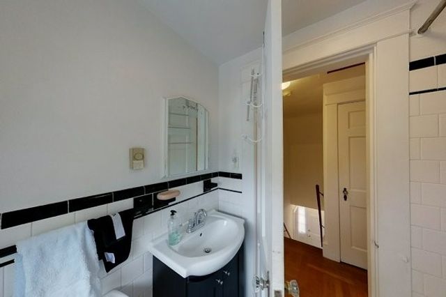 94 Eustis Avenue, Newport, RI 02840