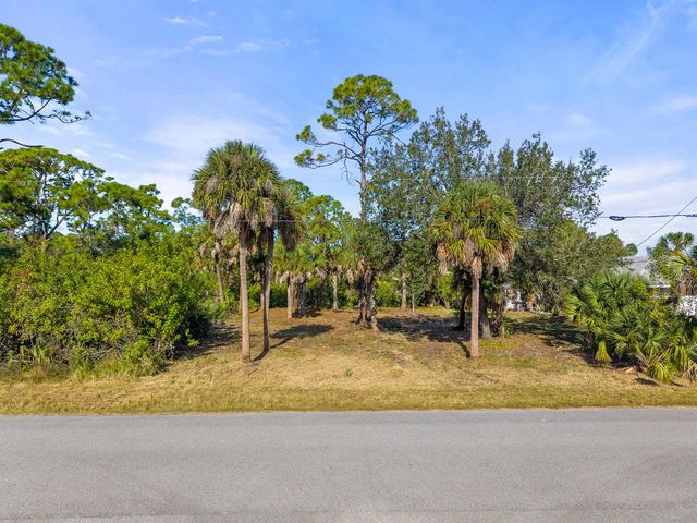 409 Cheshire Street, Port Charlotte, FL 33953