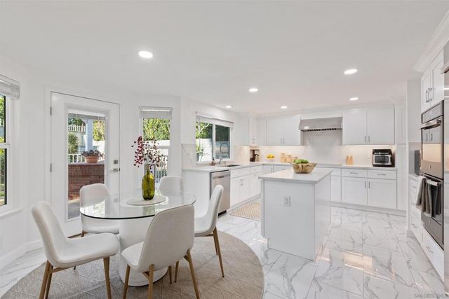18857 Beechtree Lane, Porter Ranch, CA 91326