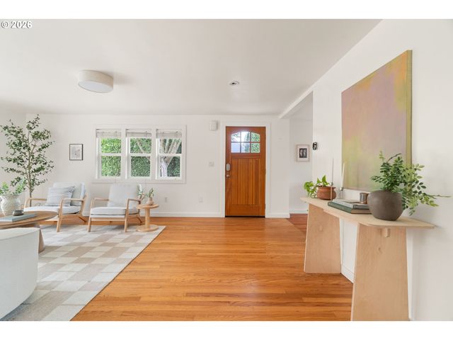 5910 Ne 52ND Ave, Portland, OR 97218