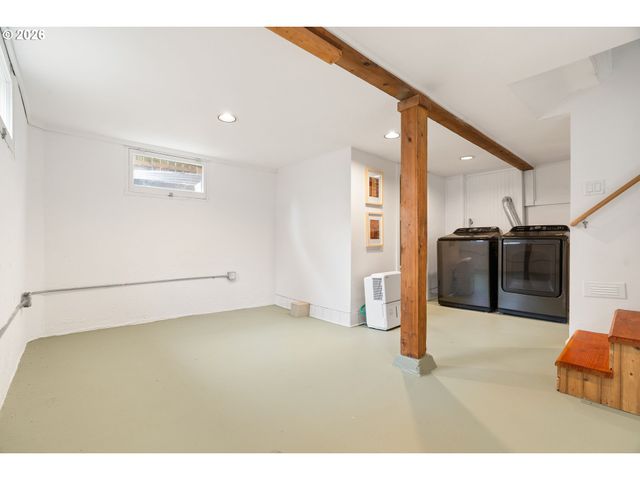 5910 Ne 52ND Ave, Portland, OR 97218