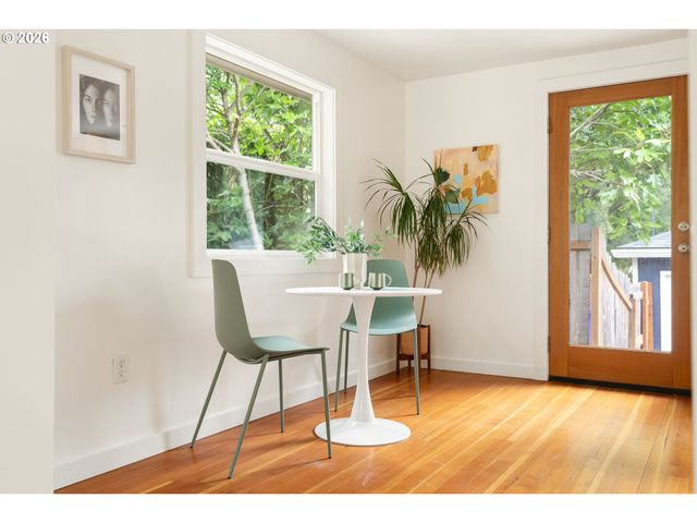 5910 Ne 52ND Ave, Portland, OR 97218