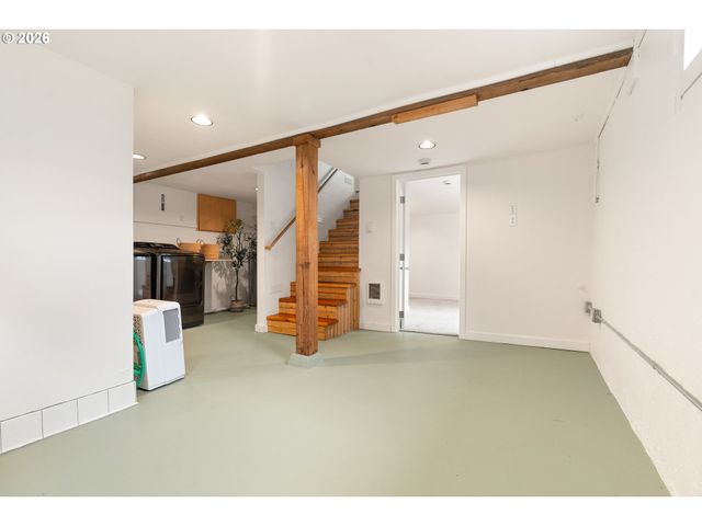5910 Ne 52ND Ave, Portland, OR 97218