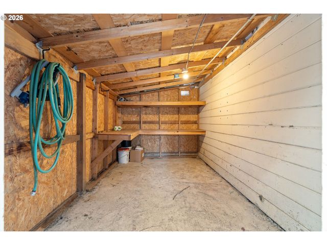 5910 Ne 52ND Ave, Portland, OR 97218