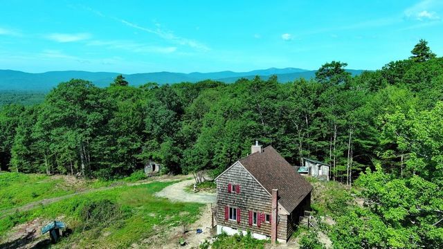 29 Mollie Road, Bridgewater, NH 03222