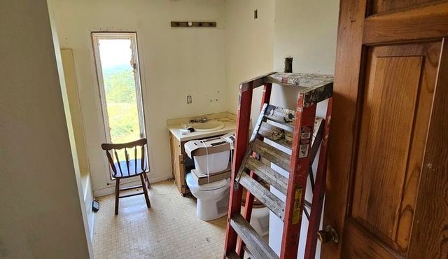 29 Mollie Road, Bridgewater, NH 03222