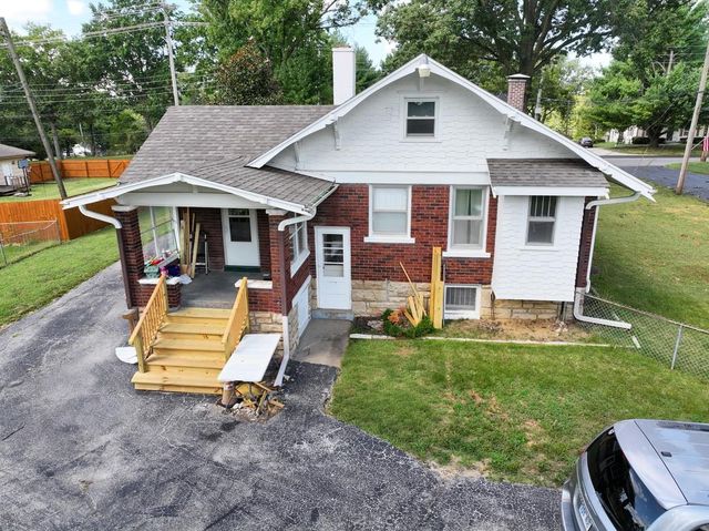 6111 Woodson Road, Raytown, MO 64133