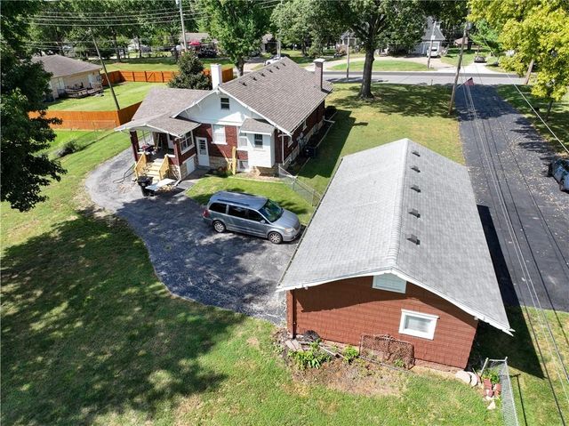 6111 Woodson Road, Raytown, MO 64133