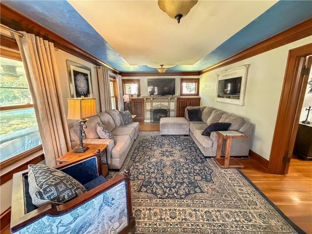6111 Woodson Road, Raytown, MO 64133