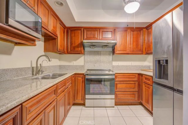 1610 S. POMONA C15, Fullerton, CA 92832