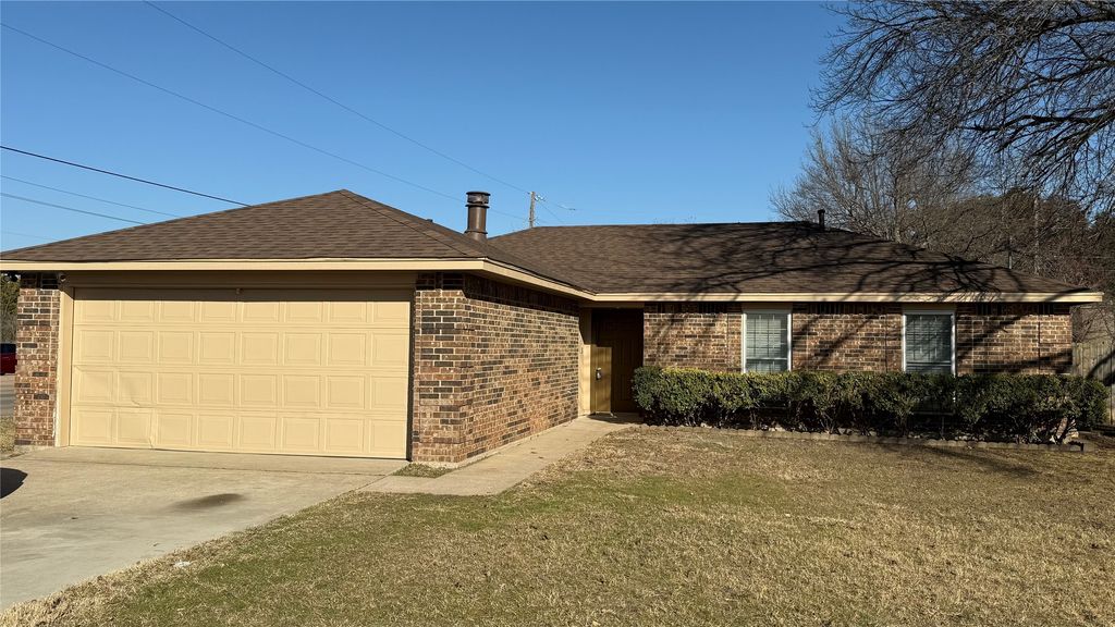 1502 Lime Leaf Lane, Duncanville, TX 75137