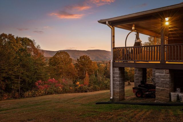 335 Fox Wood Lane, Dunlap, TN 37327