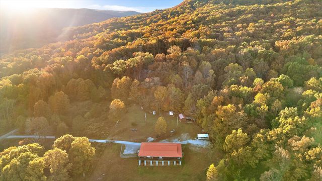 335 Fox Wood Lane, Dunlap, TN 37327