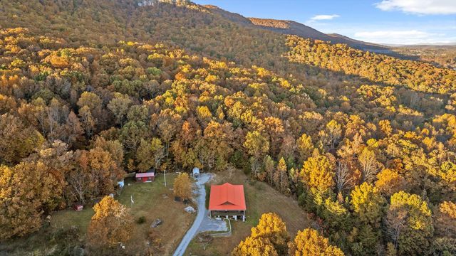 335 Fox Wood Lane, Dunlap, TN 37327