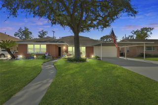 5125 Nina Lee Lane, Houston, TX 77092