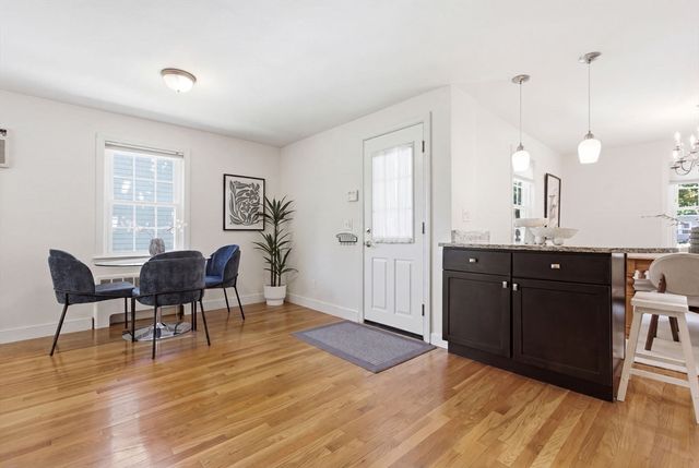 490 Main Street, Lynnfield, MA 01940