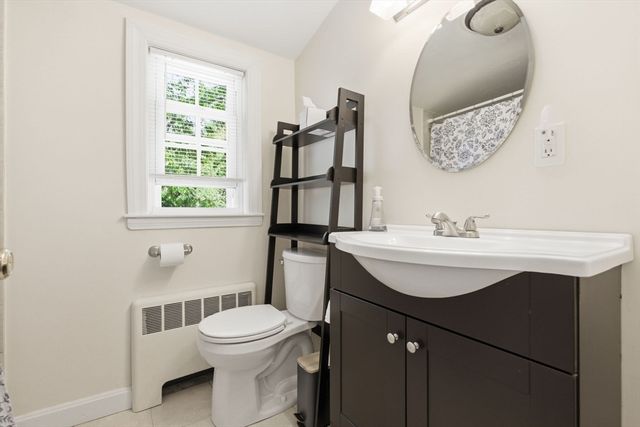 490 Main Street, Lynnfield, MA 01940