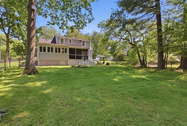 490 Main Street, Lynnfield, MA 01940