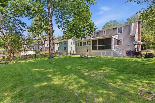 490 Main Street, Lynnfield, MA 01940