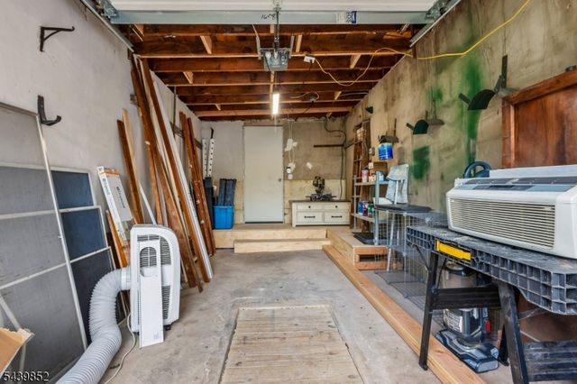 320 Redmont Rd, North Plainfield Boro, NJ 07063