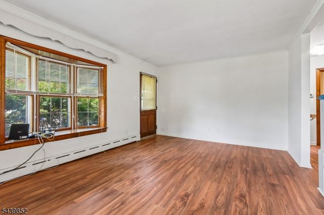 320 Redmont Rd, North Plainfield Boro, NJ 07063